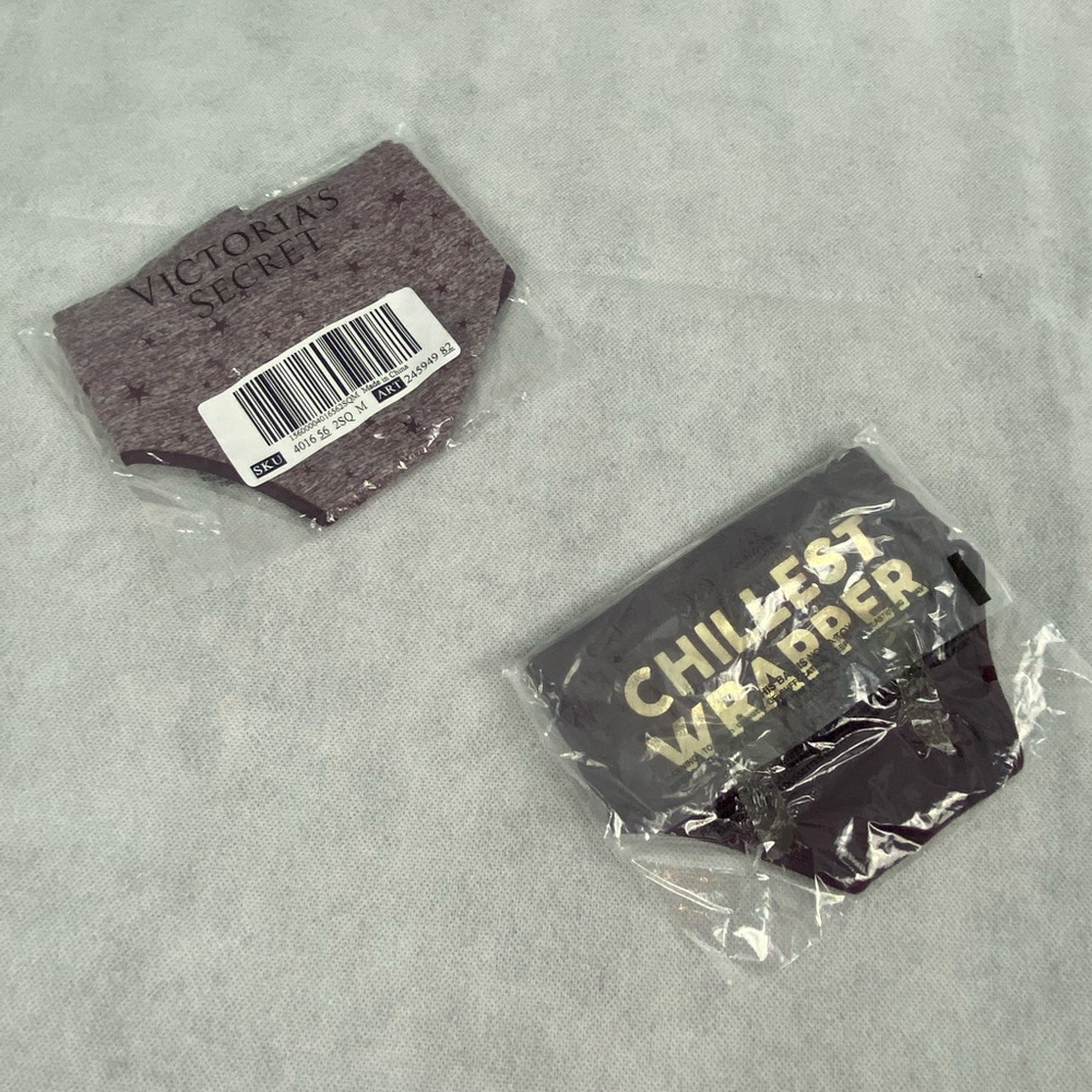 Victoria’s Secret Pink Seamless Thongs